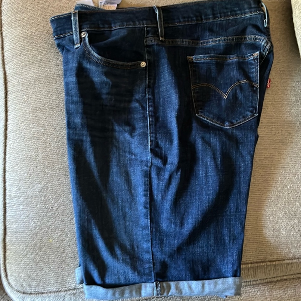 Levi’s Bermuda Shorts